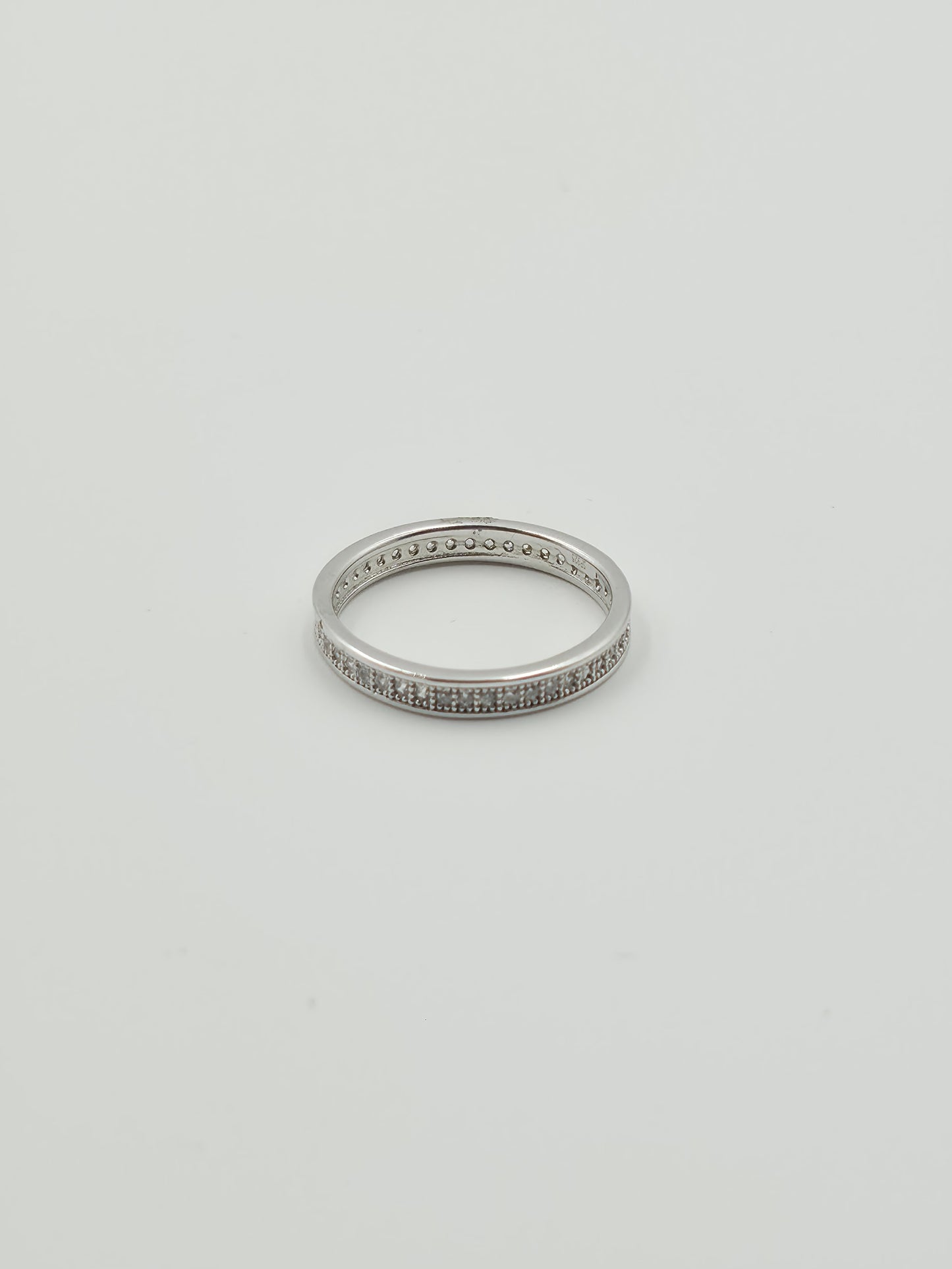 Eterna Glow Band Ring