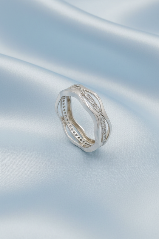 Criss Cross Ring