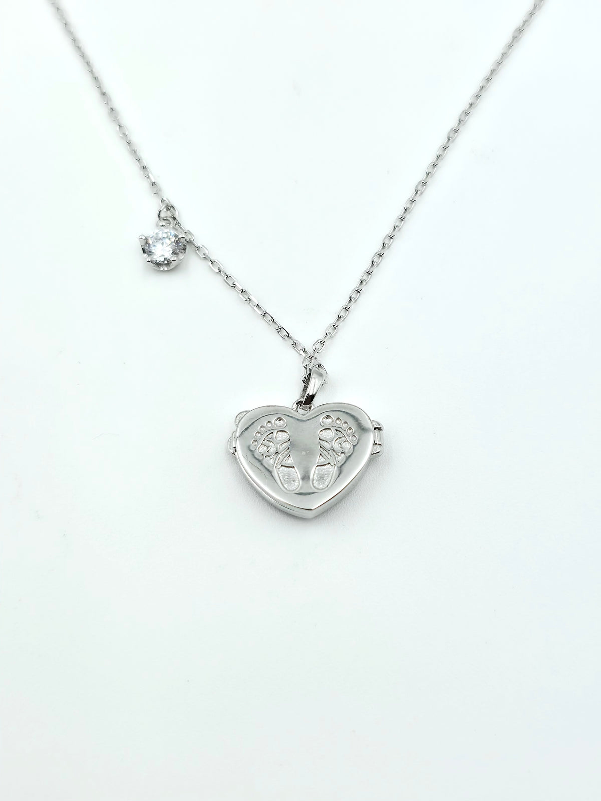 Engraved Heart Locket Pendant Set