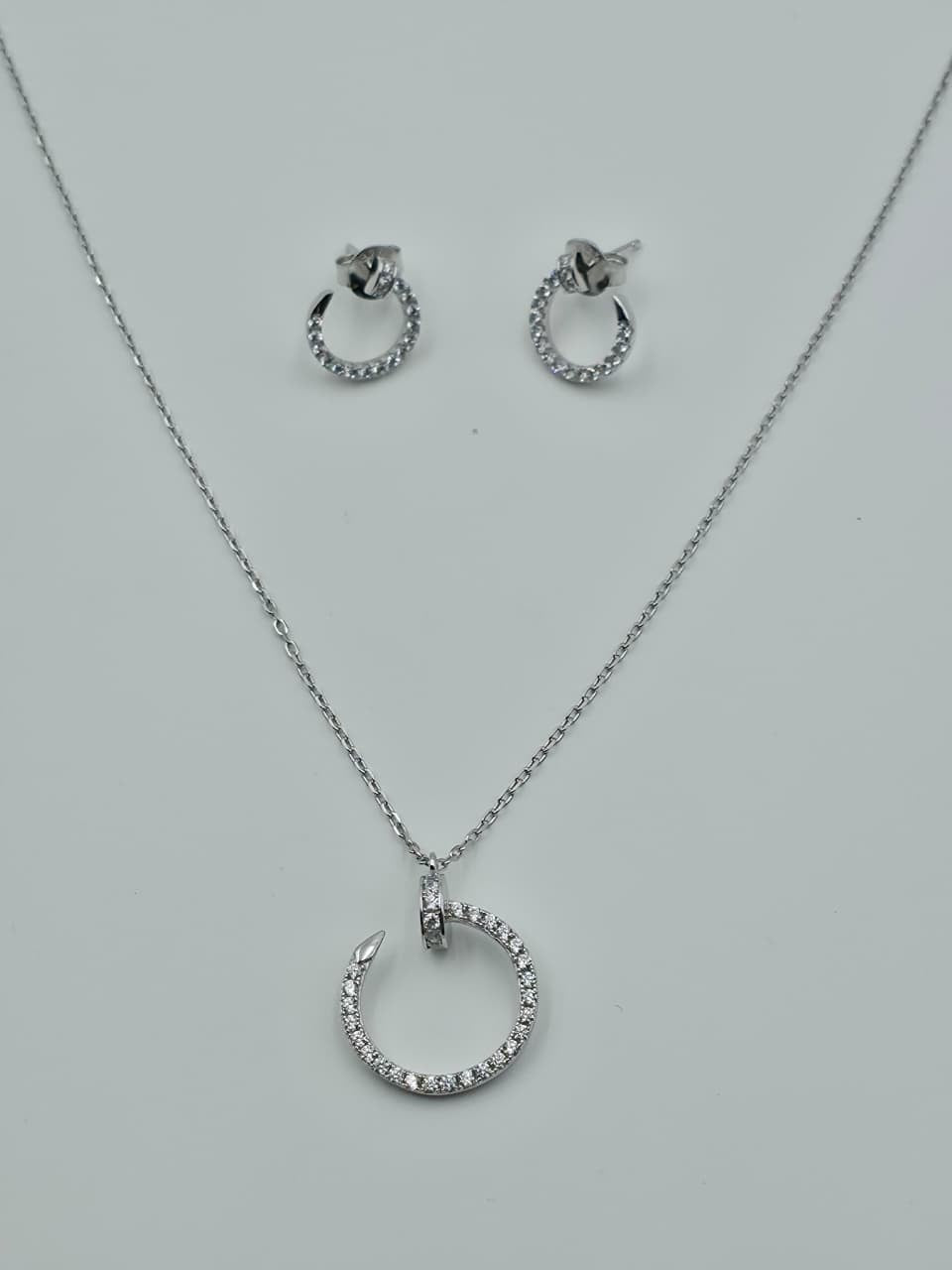 Pave Nail Motif Pendant Set