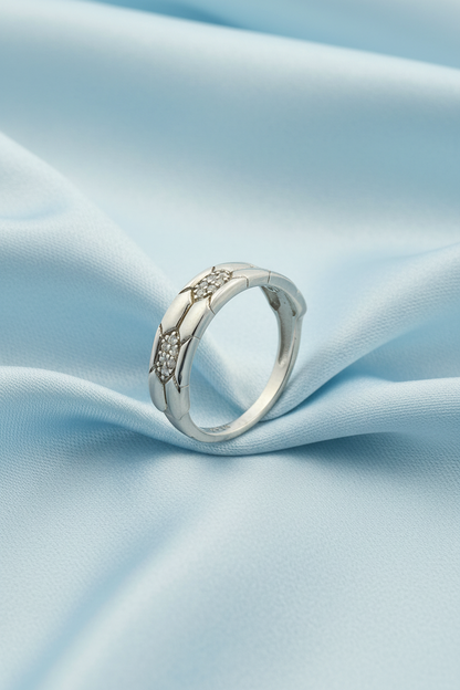 Diamond Peak Ring