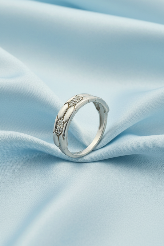 Diamond Peak Ring