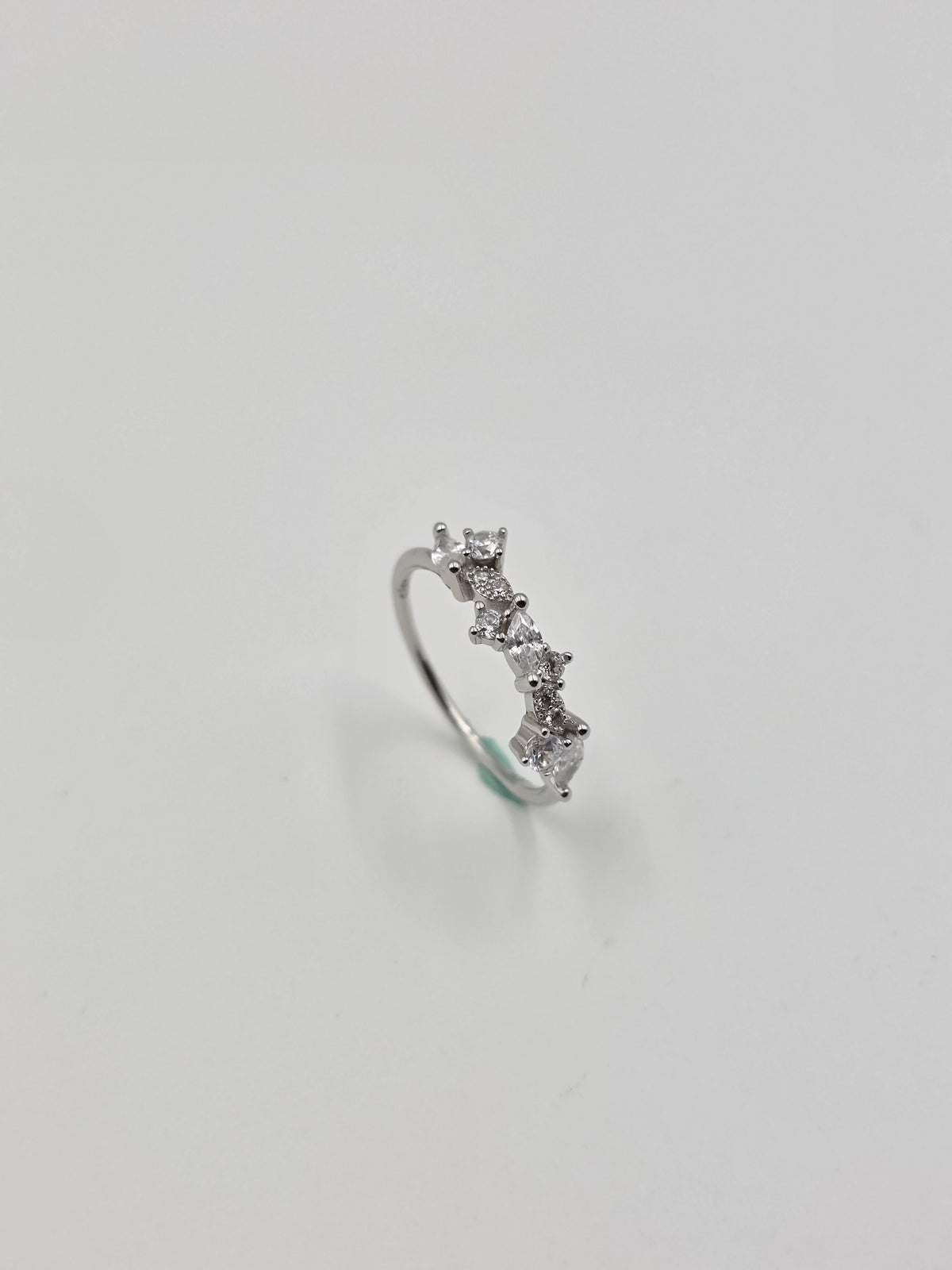 Multi Stone Cluster Ring