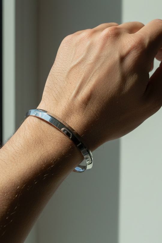 Arch-Motif Silver Kada
