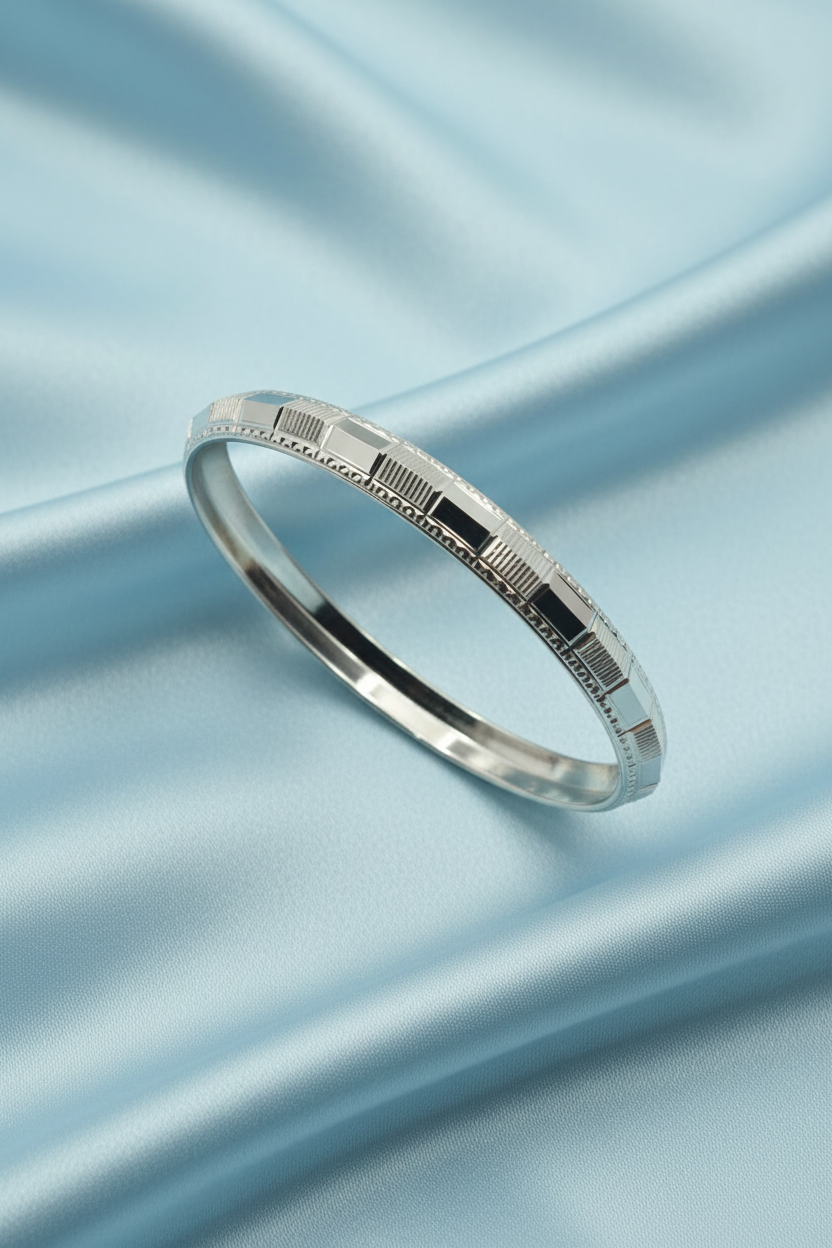 Faceted Bar-Segmented Silver Kada