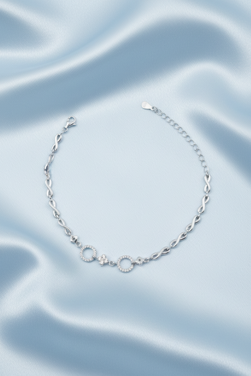 Circular Link Infinity Bracelet