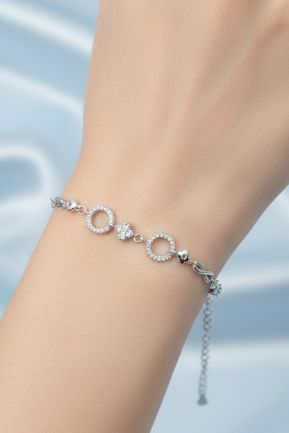 Circular Link Infinity Bracelet