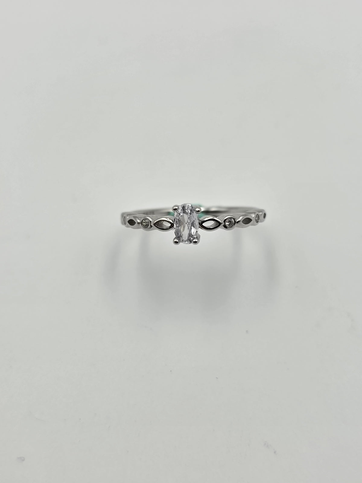 Oval Solitaire Ring