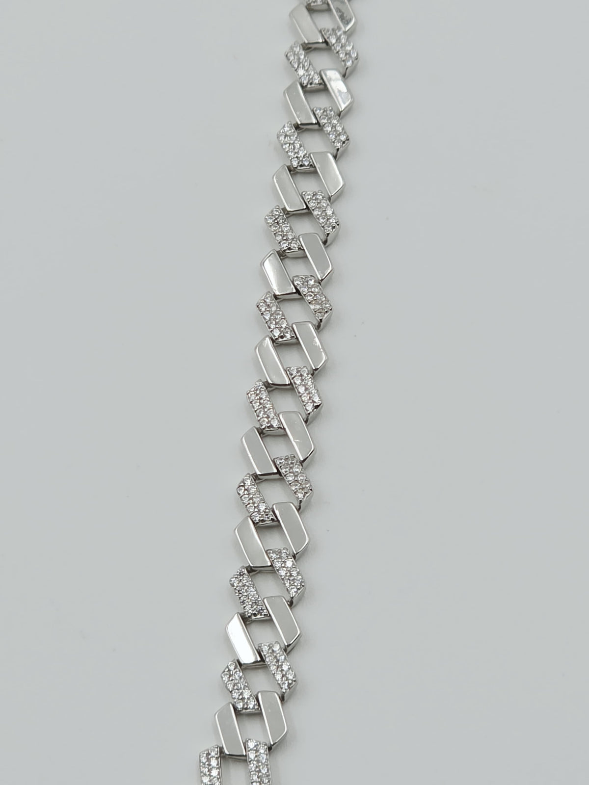 Iced-Out Cuban Men’s Chain