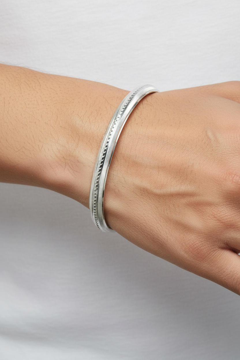 Textured Edge Men's Kada