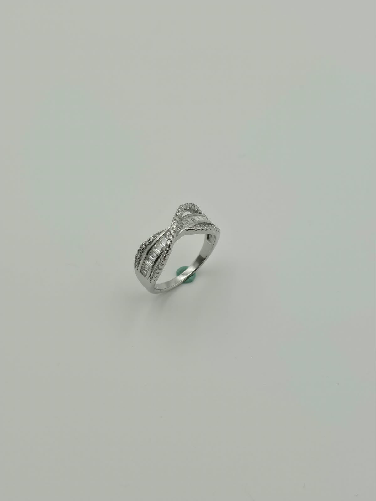 Criss Cross Baguette Ring
