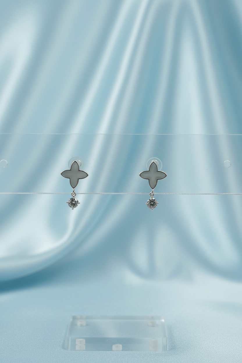 MOP Clover Earring