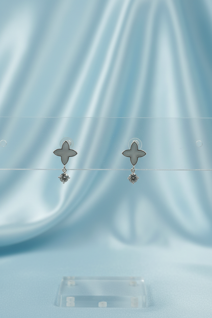 MOP Clover Earring