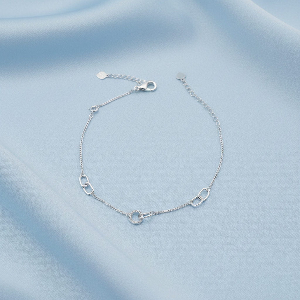 Interlinked Bracelet