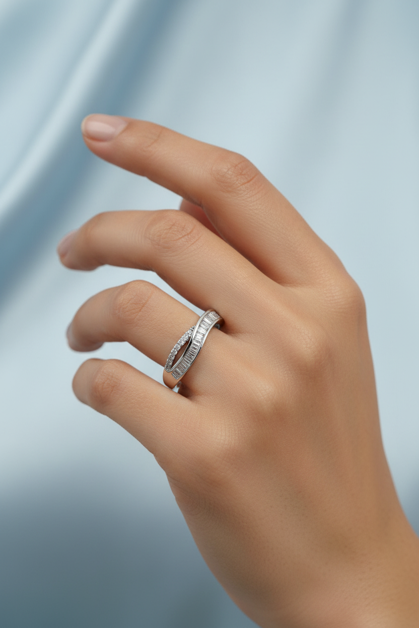 Criss Cross Ring