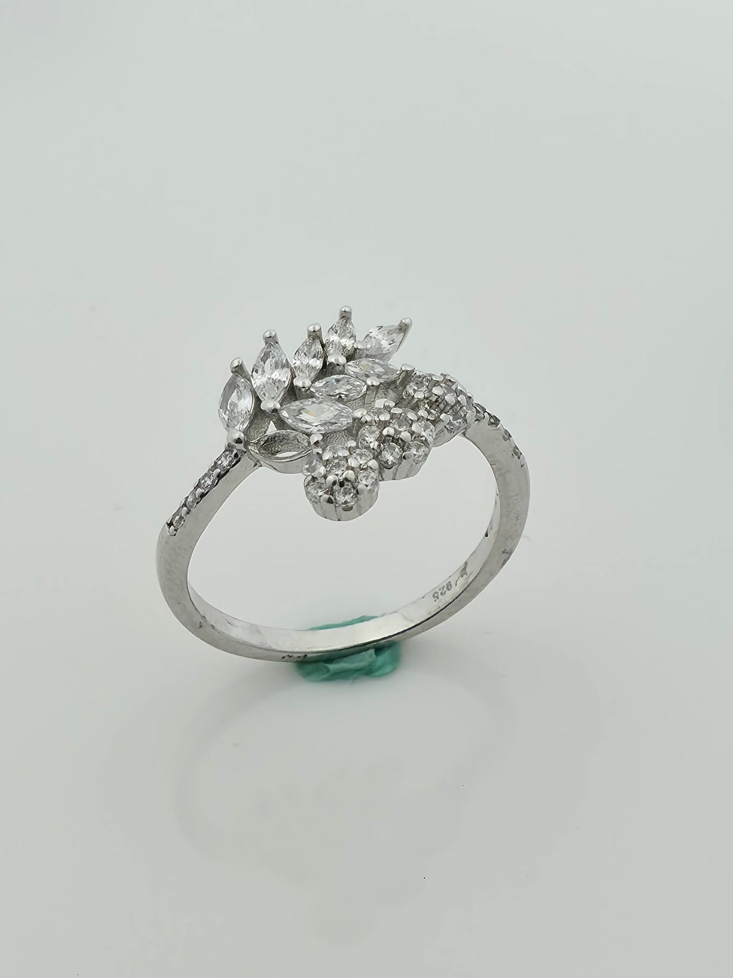 Midnight Gleam Ring