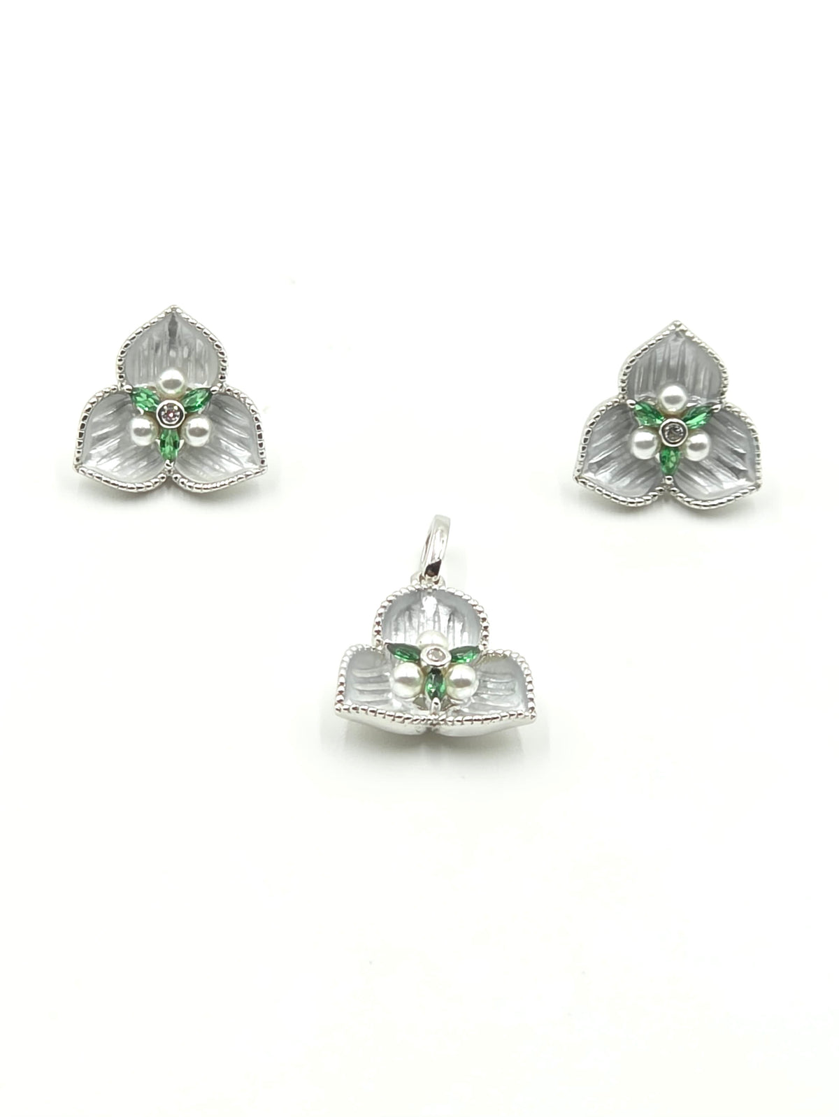 Floral Pendant Earrings Set