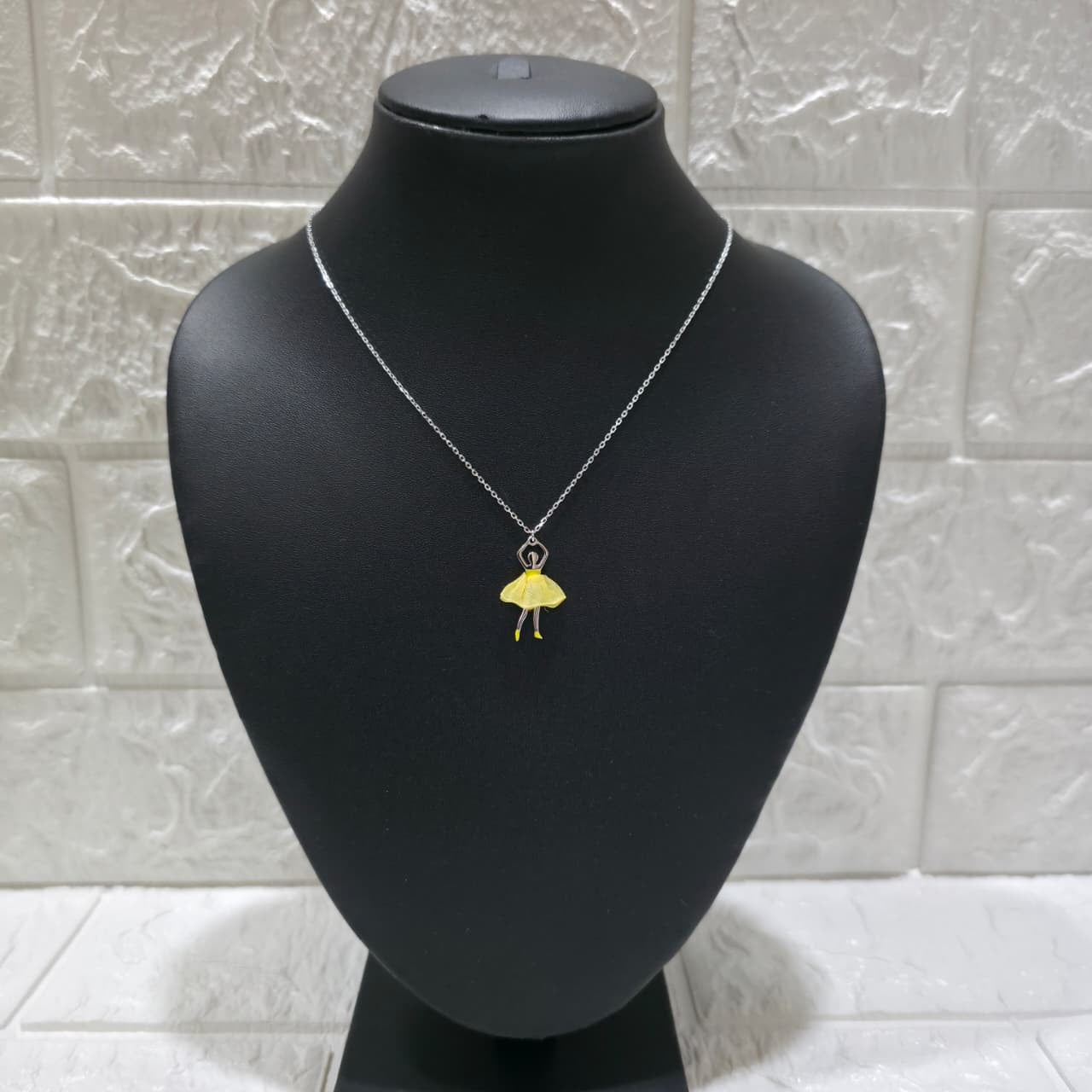 Yellow Doll Chain Pendant ( Cp1418 )