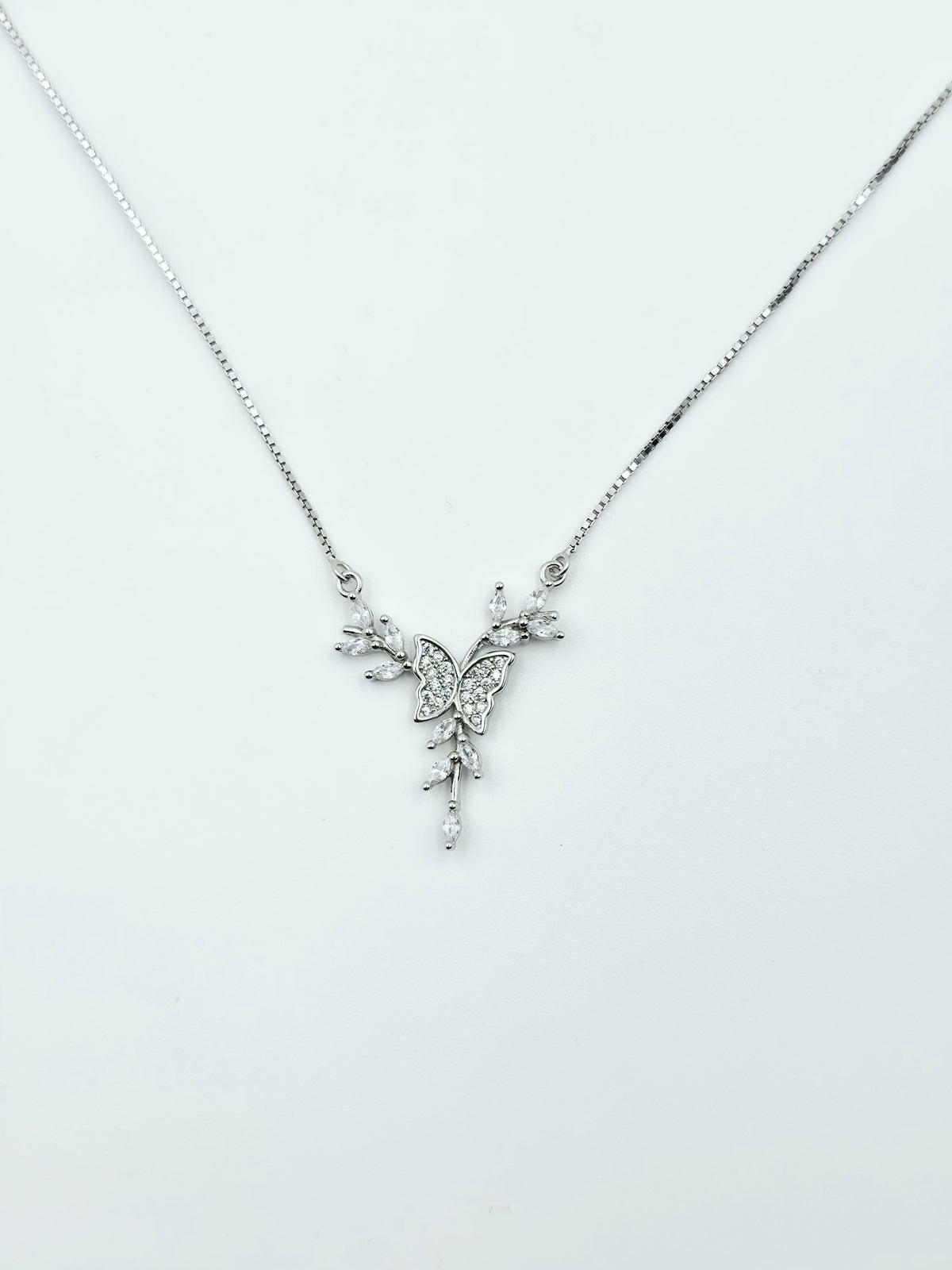 Butterfly Floral Pendant Set