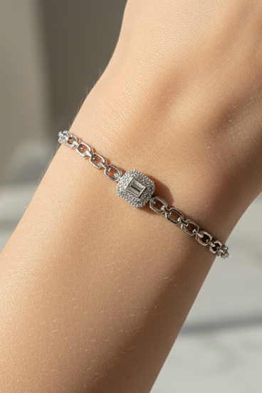 Emerald Baguette Bracelet