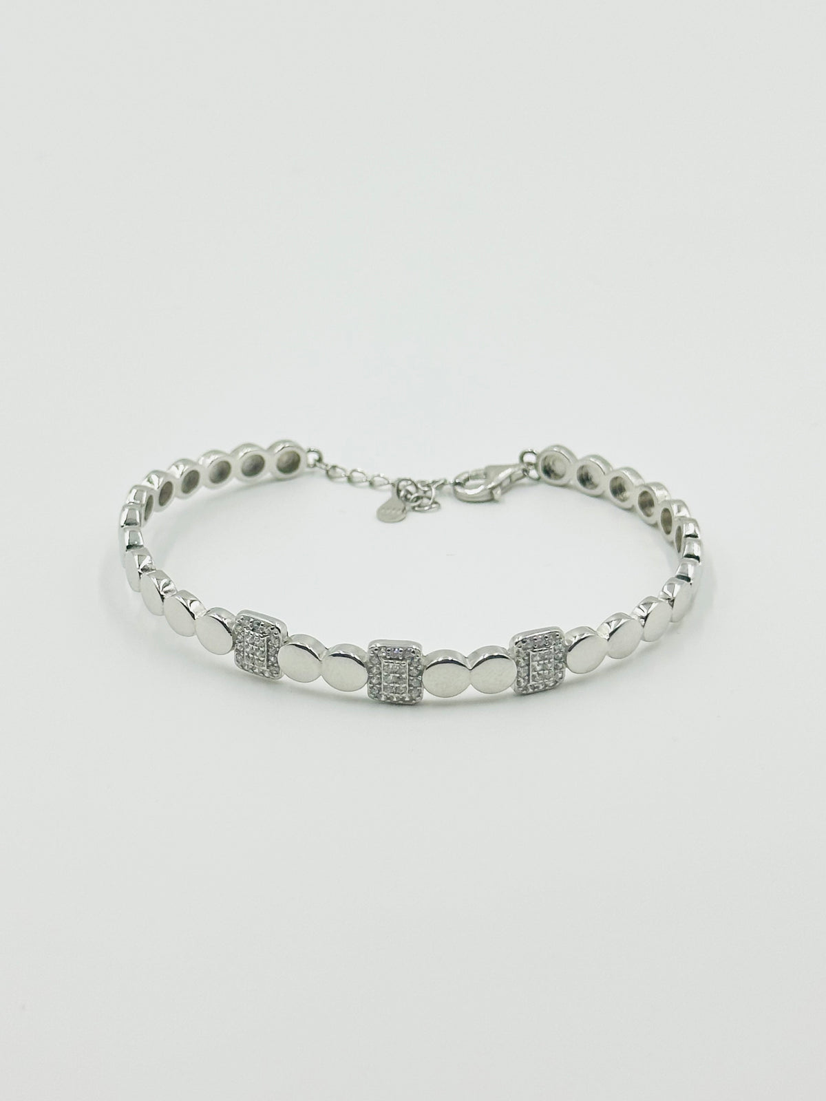 Alternating Link Bracelet