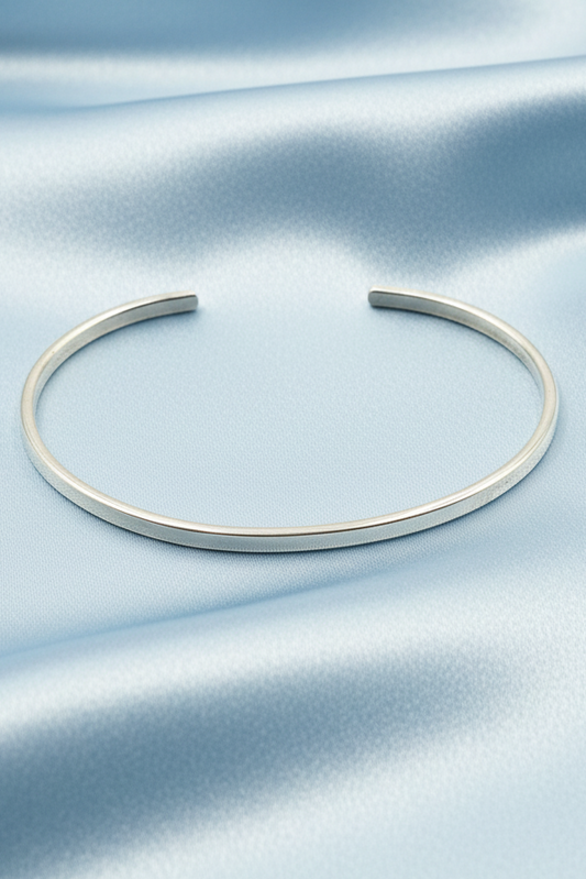 Bare Shine Cuff Bracelet