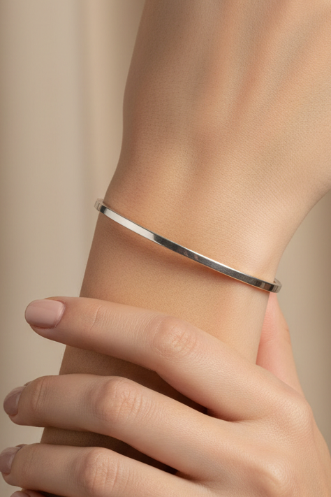 Bare Shine Cuff Bracelet