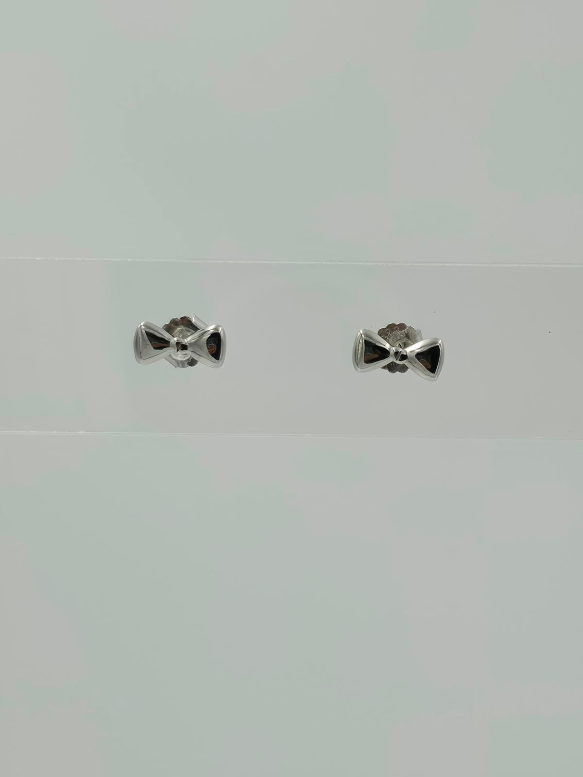 Bow Design Earring
