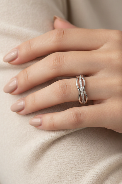 Criss Cross Ring