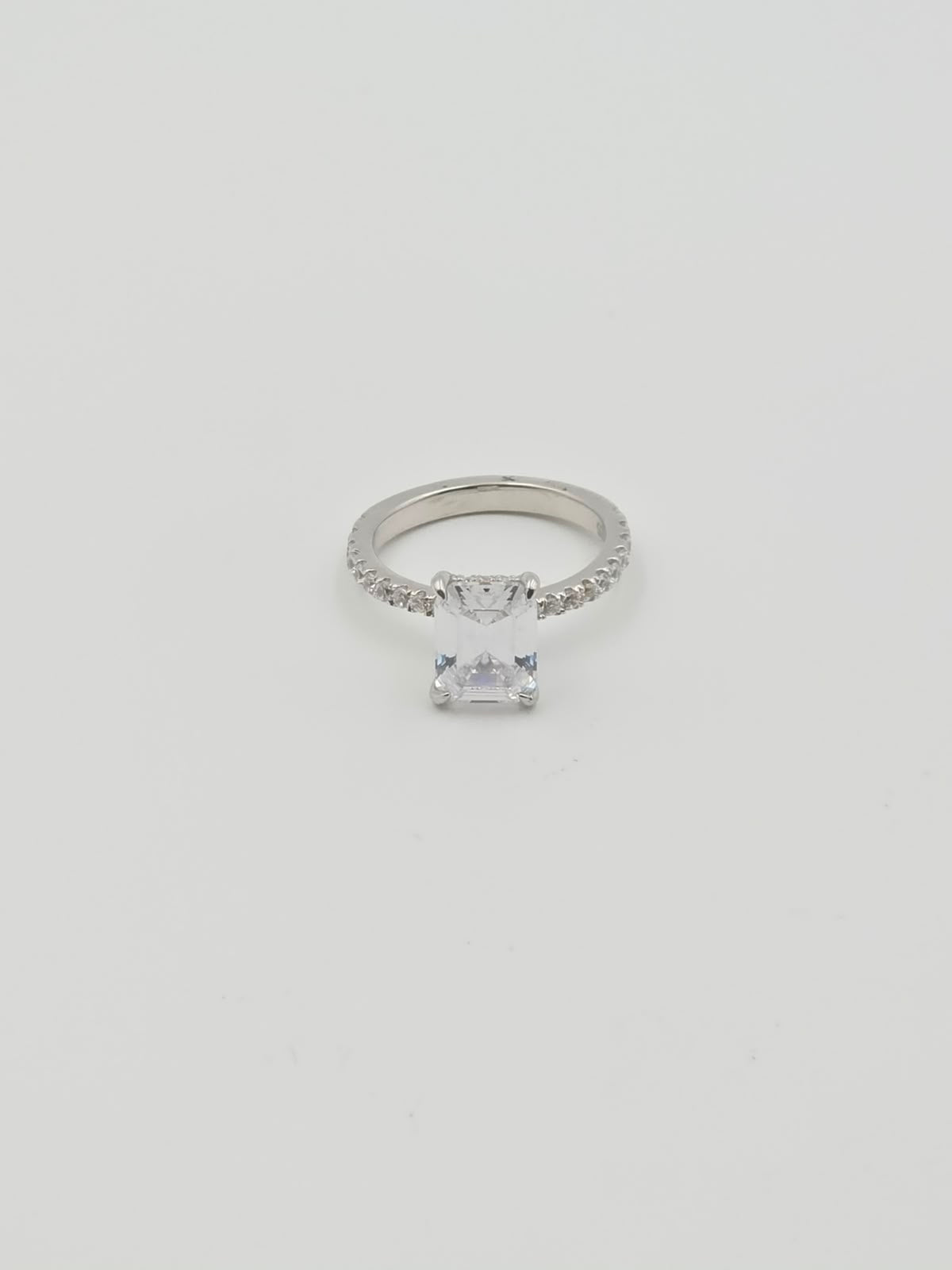 Emerald Solitaire Ring