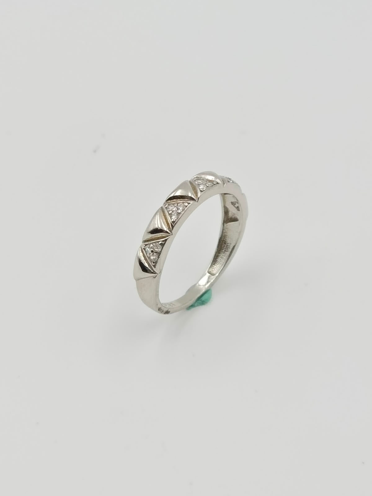 Pyramid Band Ring