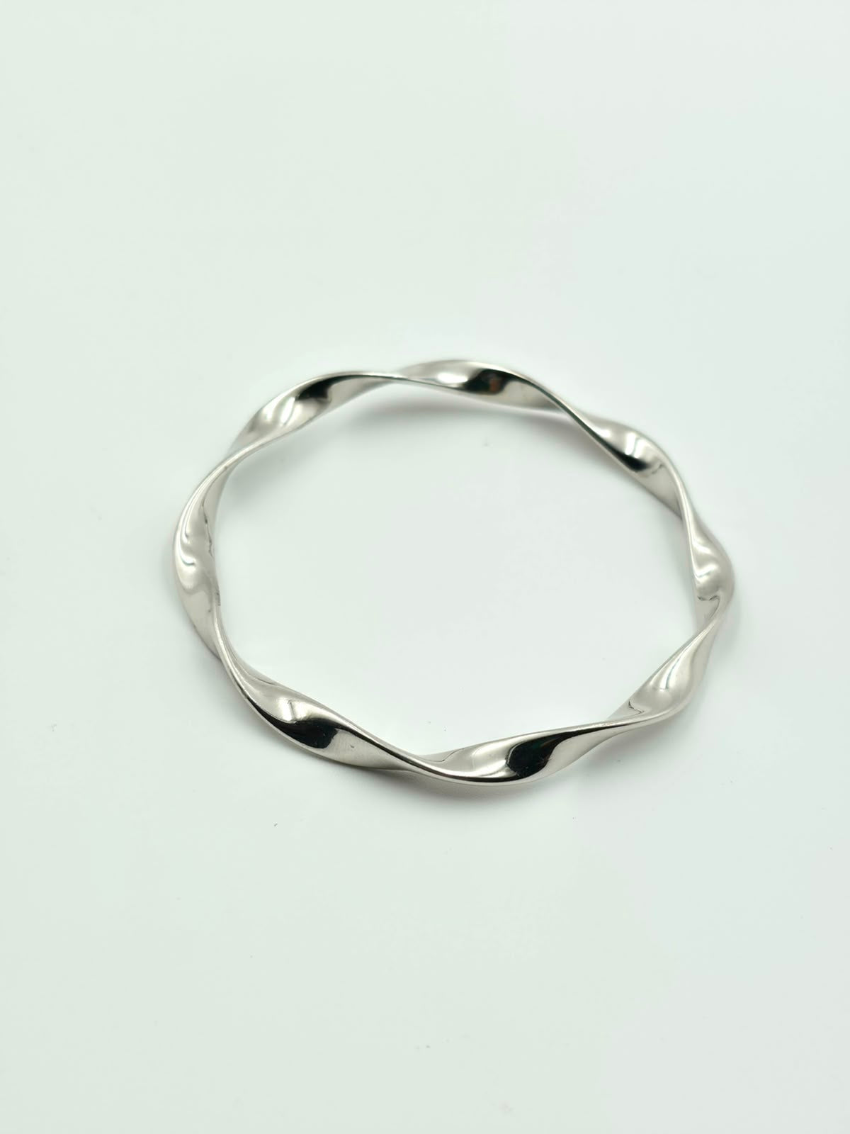999 Twisted Bangles