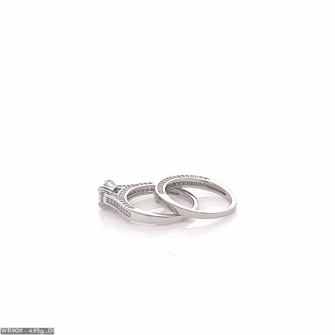 Vibrant Solitaire Silver Ring With Band ( WR909 )