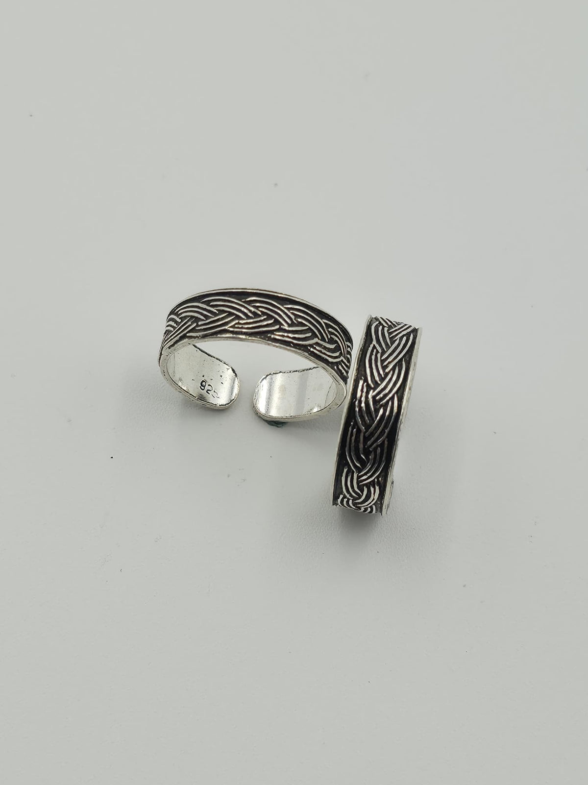 Toe Ring 03
