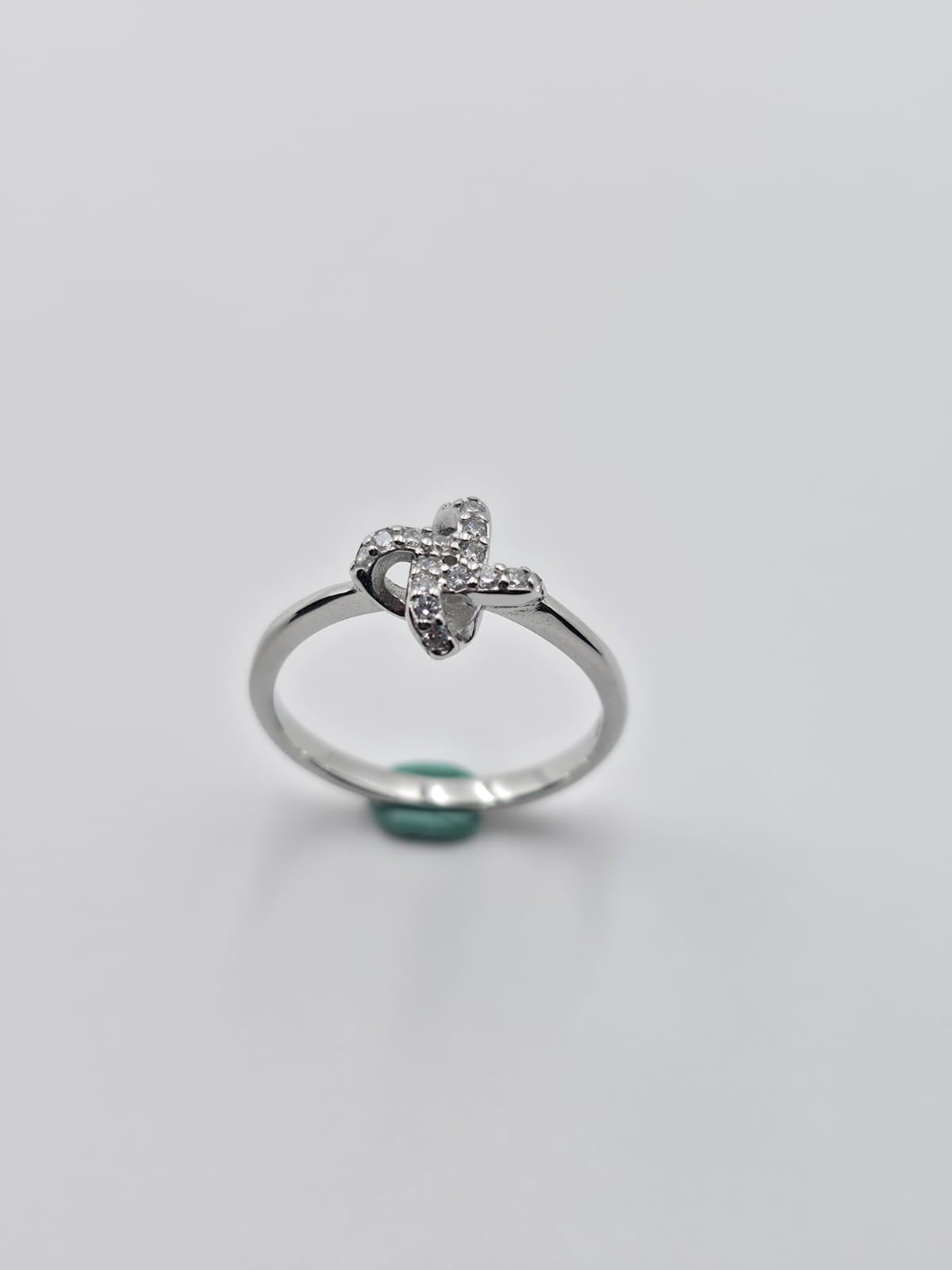 Flower Solitaire Ring