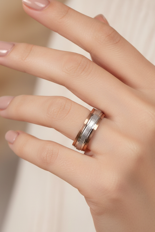 Two Tone Beveled Band Ring