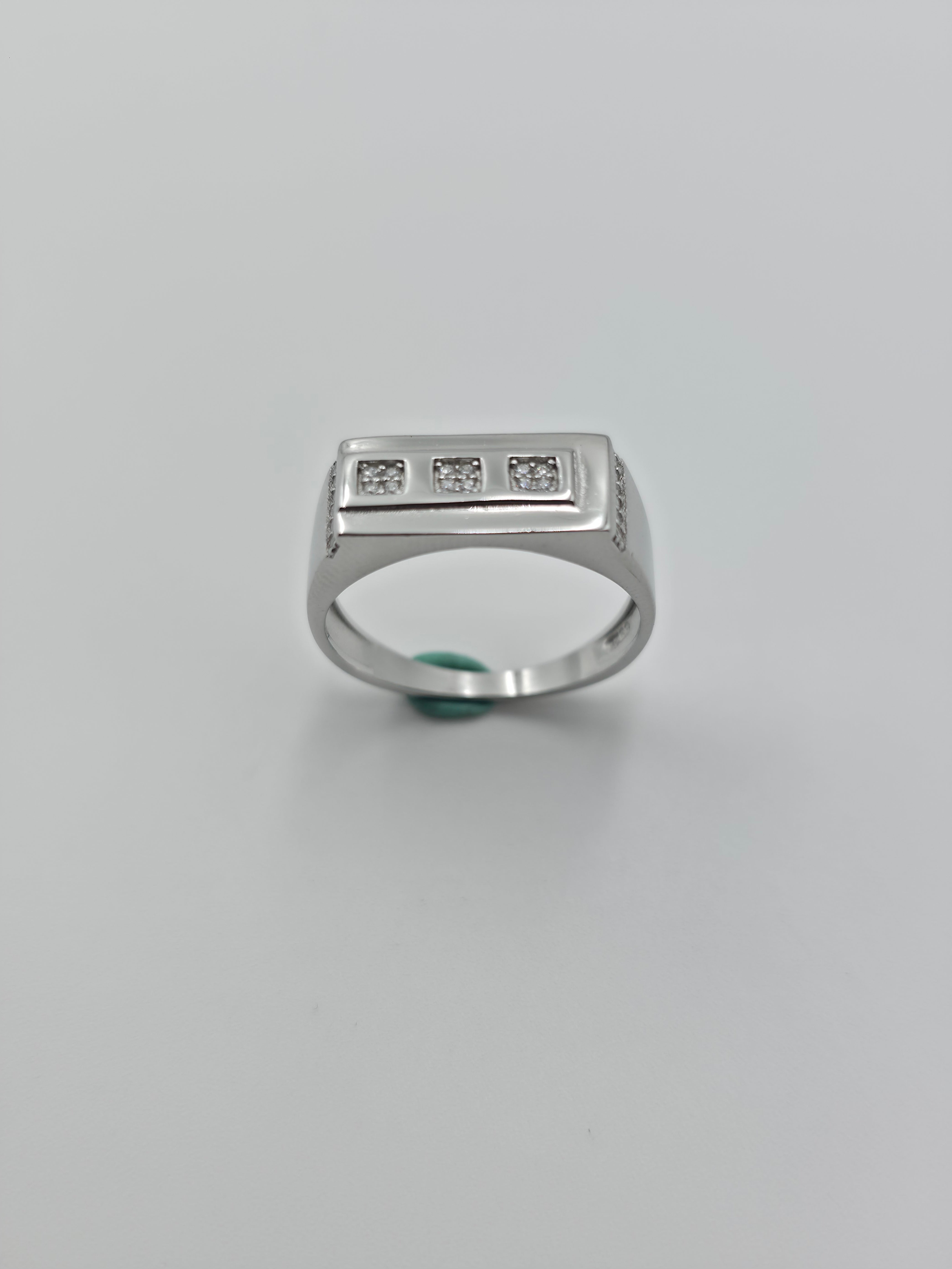 3 Stone Men’s Ring
