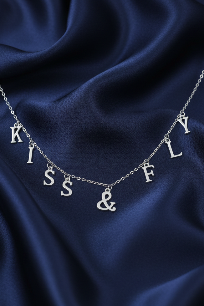Kiss & Fly Chain Pendant