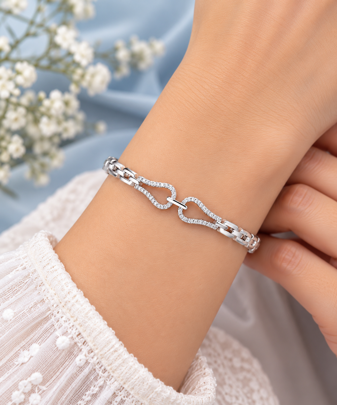Interlocking Teardrop Bracelet