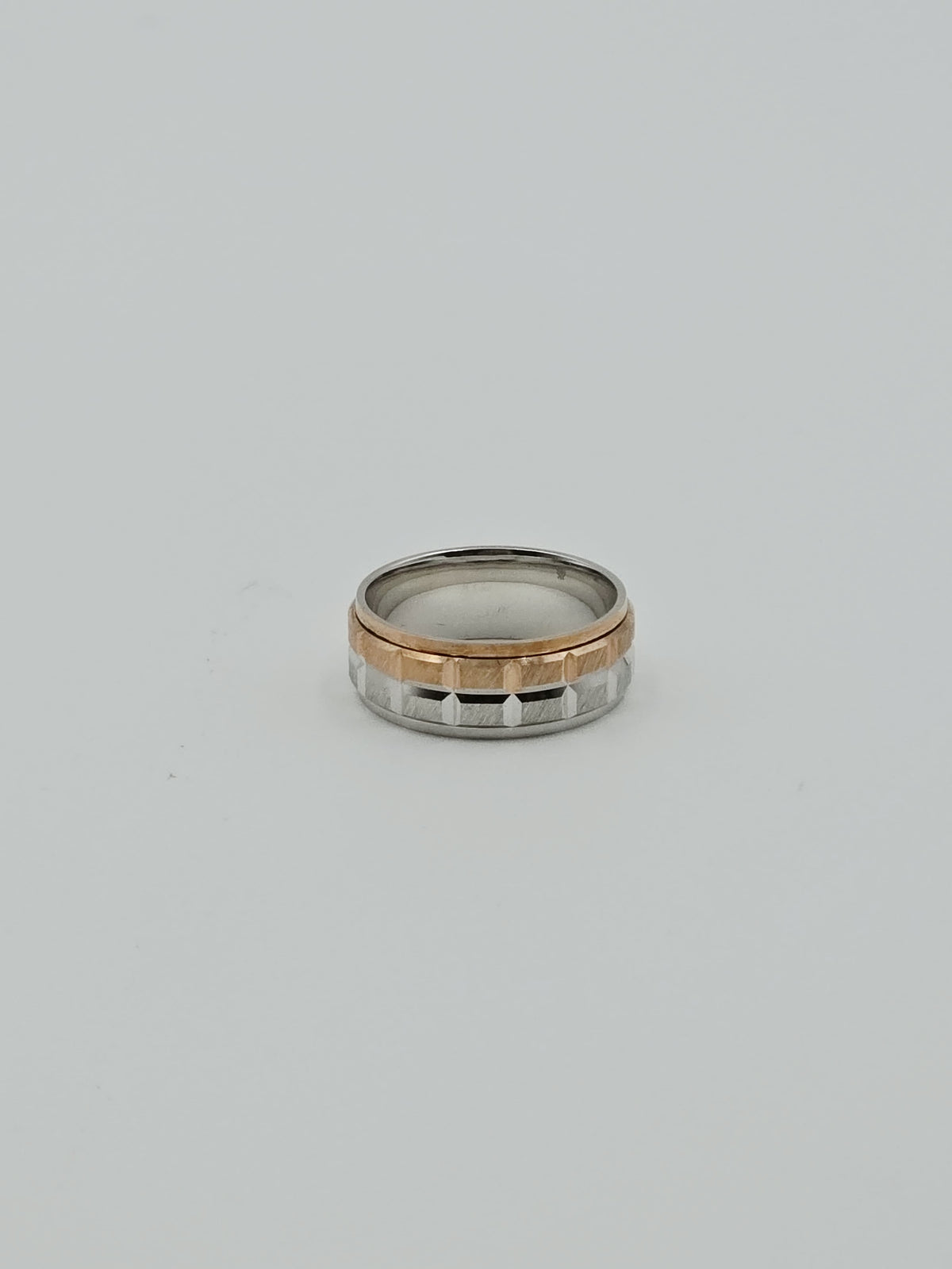 Unisex Two Tone Diamond Cut Band Ring