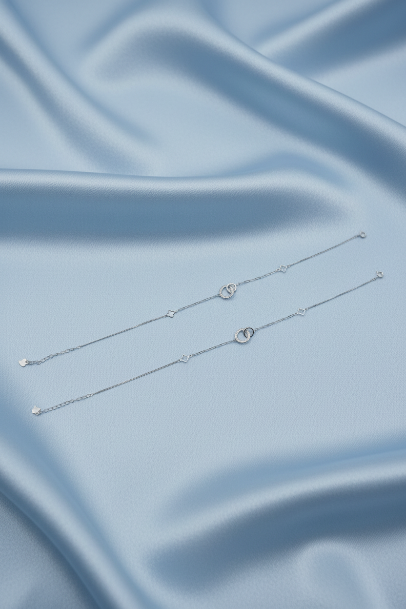 Clover Interlocking Anklets