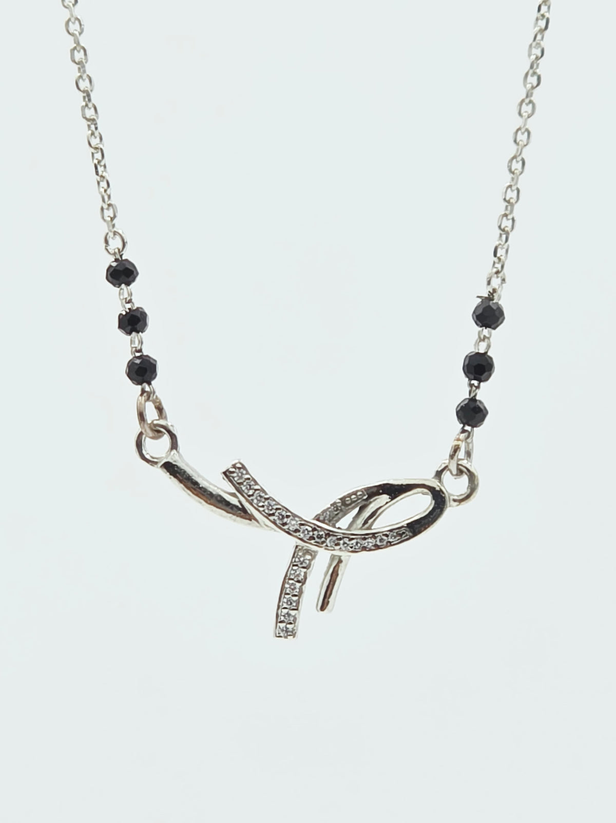 Ribbon Bow Pendant Mangalsutra